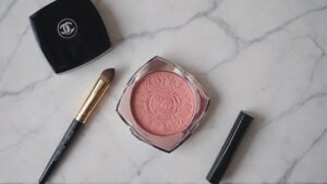Read more about the article 15 Best Make Up Tips and Hacks