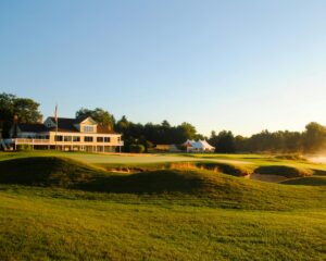 Read more about the article Top 3 All Inclusive Golf Resorts in the World 